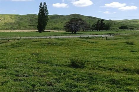 Photo of property in 1839 Tiniroto Road, Waerengaokuri, Manutuke, 4072