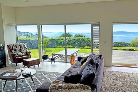 Photo of property in 22 Wonderview Road, Leigh, 0985