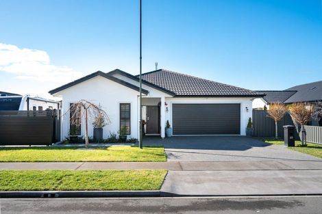 Photo of property in 10 Ruahine Road, Poraiti, Napier, 4112
