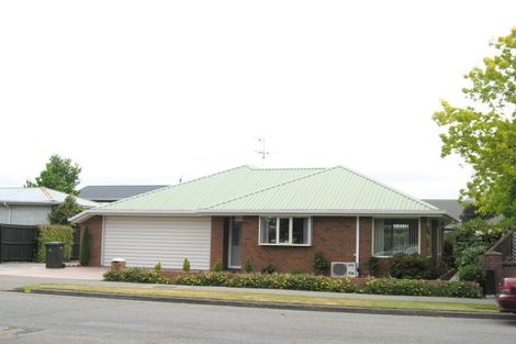 Photo of property in 1/123a Withells Road, Avonhead, Christchurch, 8042