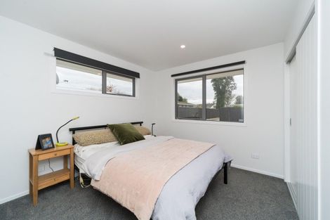 Photo of property in 49b Escort Grove, Awapuni, Palmerston North, 4412
