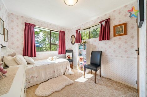 Photo of property in 80 Gemstone Drive, Birchville, Upper Hutt, 5018