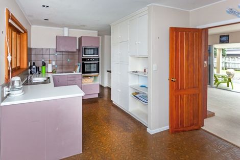 Photo of property in 300 Port Road, Whangamata, 3620