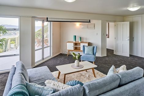 Photo of property in 11 Countess Close, Maupuia, Wellington, 6022