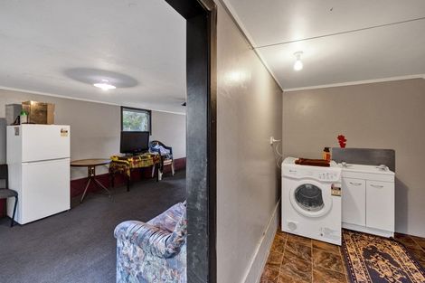 Photo of property in 11 Fairfield Road, Hawera, 4610