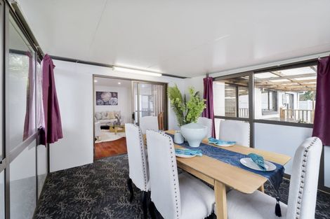 Photo of property in 40 Tudor Road, Henderson, Auckland, 0610