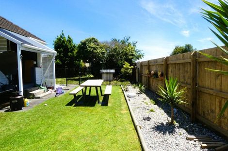 Photo of property in 66 Rintoul Street, Westport, 7825