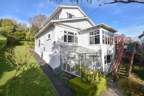 Photo of property in 72 Signal Hill Road, Opoho, Dunedin, 9010