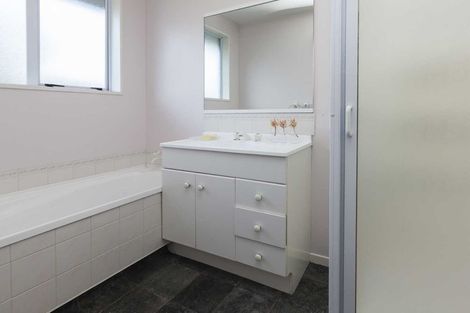 Photo of property in 2/11 Leith Place, Spreydon, Christchurch, 8024