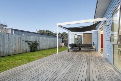Photo of property in 11 Coprosma Close, Papamoa Beach, Papamoa, 3118