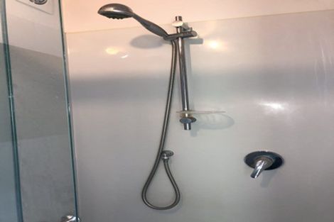 Photo of property in 2/39 Bayview Road, Bayview, Auckland, 0629