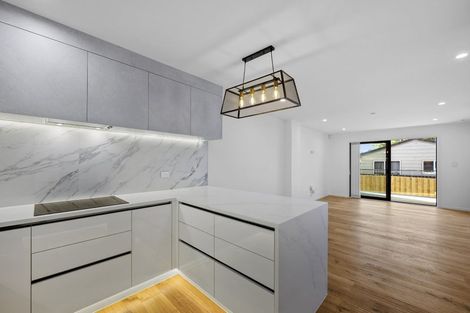 Photo of property in 5d Glendhu Road, Bayview, Auckland, 0629