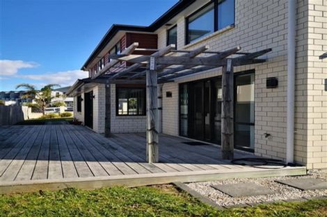 Photo of property in 58 Golden Morning Drive, Albany Heights, Auckland, 0632