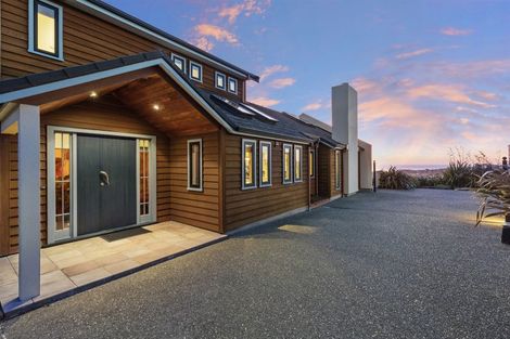 Photo of property in 16 Kahurangi Heights, Aotea, Porirua, 5024