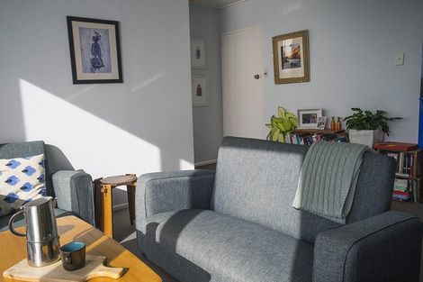 Photo of property in 23uc2 Rangitane Street, Maupuia, Wellington, 6022