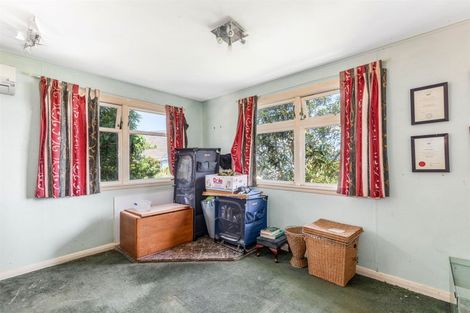 Photo of property in 13 The Track, Plimmerton, Porirua, 5026