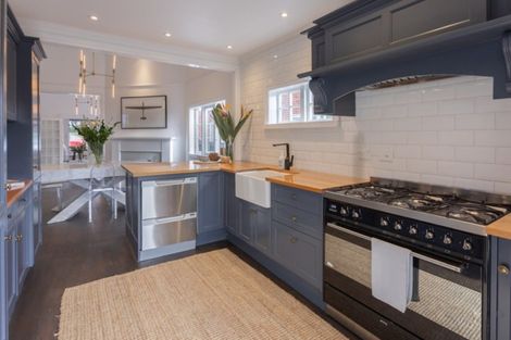 Photo of property in 2/2 Calliope Road, Devonport, Auckland, 0624