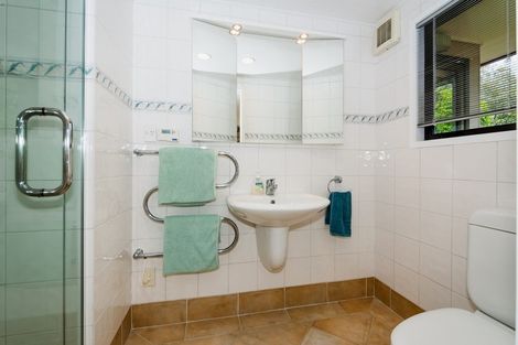 Photo of property in 22 Moorgreen Heights, Torbay, Auckland, 0630