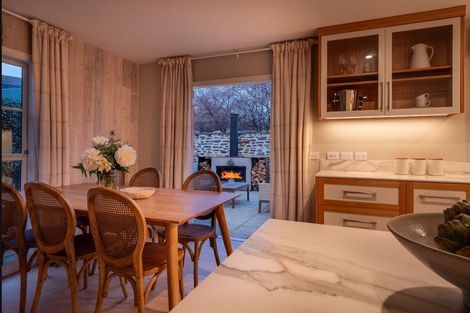 Photo of property in 21 Berkshire Street, Arrowtown, 9302