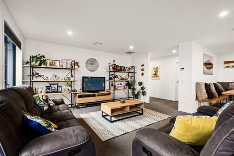 Photo of property in 17 Dreaver Drive, Waitara, 4320