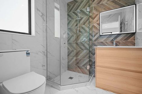 Photo of property in 22b Justamere Place, Weymouth, Auckland, 2103