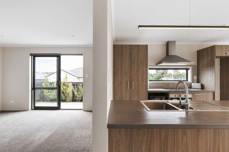 Photo of property in 99 Sentinel Avenue, Omokoroa, 3114