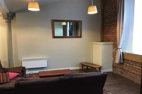 Photo of property in 37 Dowling Street, Dunedin Central, Dunedin, 9016