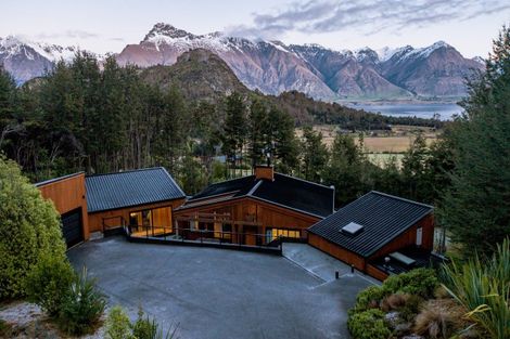 Photo of property in 18 Falcon Heights, Mount Creighton, Queenstown, 9371