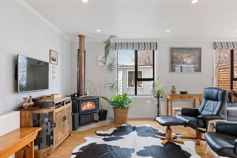 Photo of property in 6 Elva Dawson Place, Arrowtown, 9302