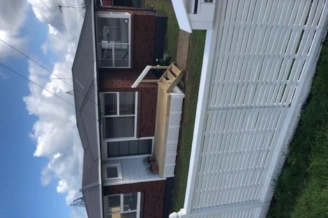 Photo of property in 38 Wallace Road, Mangere Bridge, Auckland, 2022