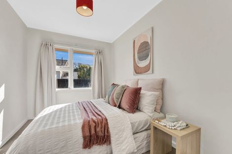 Photo of property in 31 Fifield Terrace, Waltham, Christchurch, 8023