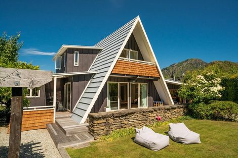 Photo of property in 6 Thomson Street, Arrowtown, 9302