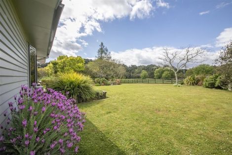 Photo of property in 16 Stevens Lane, Waitoki, Kaukapakapa, 0871