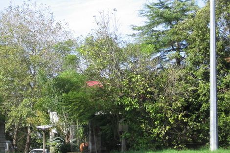 Photo of property in 89 Hobsonville Road, West Harbour, Auckland, 0618