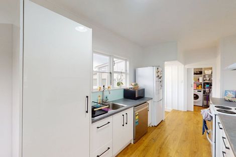 Photo of property in 2 Koromiko Avenue, Roslyn, Palmerston North, 4414