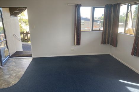 Photo of property in 115 Vipond Road, Stanmore Bay, Whangaparaoa, 0932