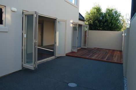 Photo of property in 490b Manchester Street, St Albans, Christchurch, 8014