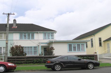 Photo of property in 329 Oxford Terrace, Avalon, Lower Hutt, 5011