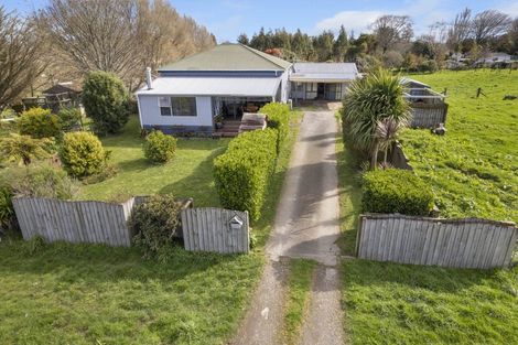 Photo of property in 3 Mabey Street, Eltham, 4322