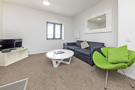 Photo of property in Twin Towers, 512/17 Putney Way, Manukau, Auckland, 2104