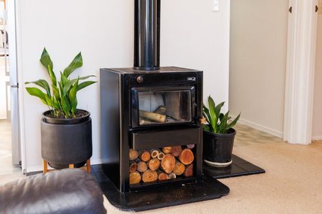 Photo of property in 17a Victoria Street, Foxton, 4814