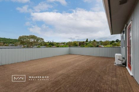 Photo of property in 1 Roband Crescent, Brown Owl, Upper Hutt, 5018