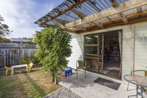 Photo of property in 11 Sandstrom Grove, Feilding, 4702