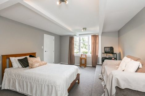 Photo of property in 24 Cobden Road, Bluff Hill, Napier, 4110