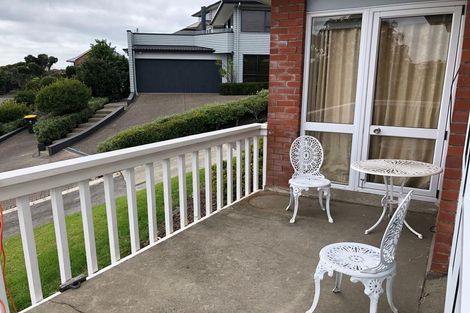 Photo of property in 1/7 Chilton Place, Howick, Auckland, 2014