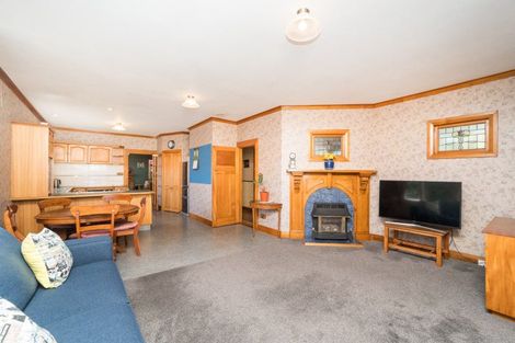 Photo of property in 136 Russell Street, Palmerston North, 4414