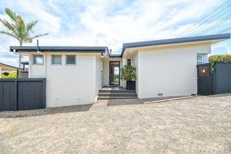 Photo of property in 150 Glengarry Road, Glen Eden, Auckland, 0602
