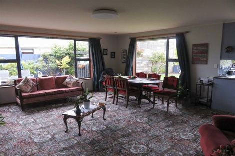 Photo of property in 14 Kirkoswald Street, Wallacetown, 9816