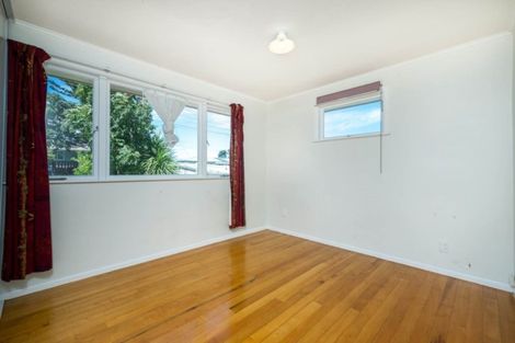 Photo of property in 39 Chorley Avenue, Massey, Auckland, 0614