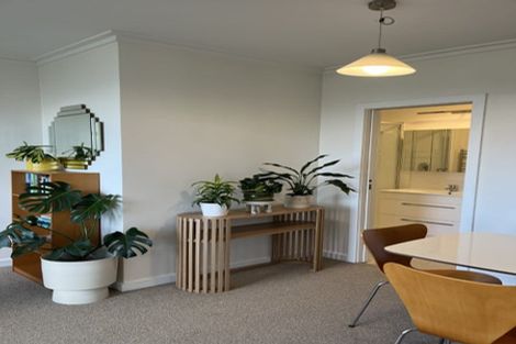Photo of property in 11 Fairview Crescent, Kelburn, Wellington, 6012